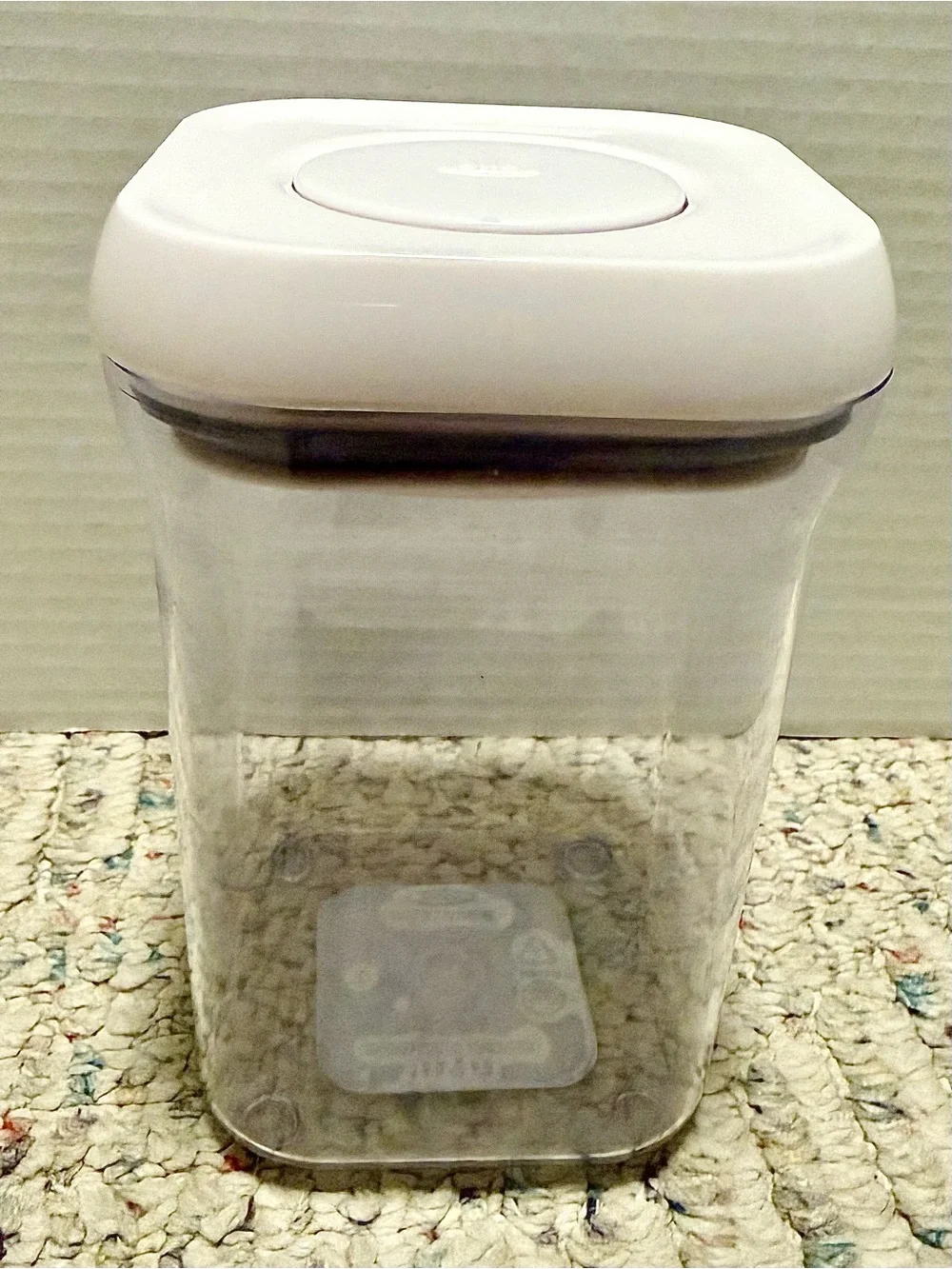 OXO POP food storage container - 0.9 QT/0.9 L